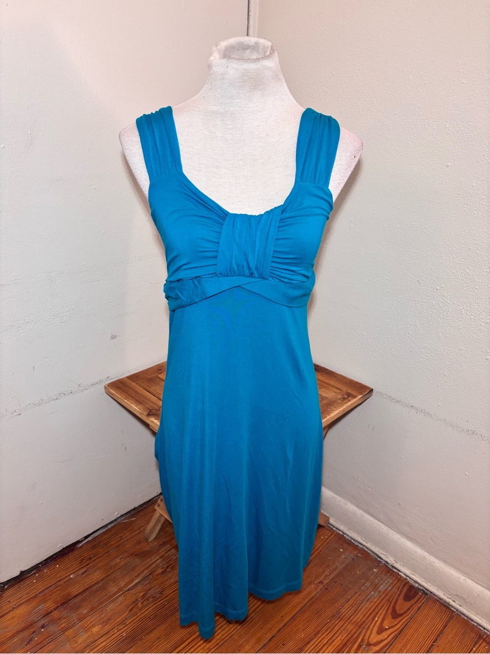 Athleta Sleeveless Ruched Front Dress